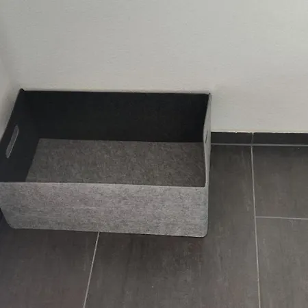 Schoene In Апартаменты *